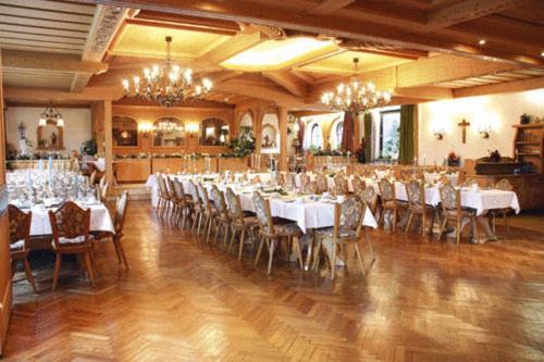 Oberleichtersbach Hotel Rhoenhof מראה חיצוני תמונה