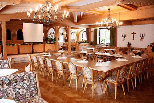 Oberleichtersbach Hotel Rhoenhof מראה חיצוני תמונה