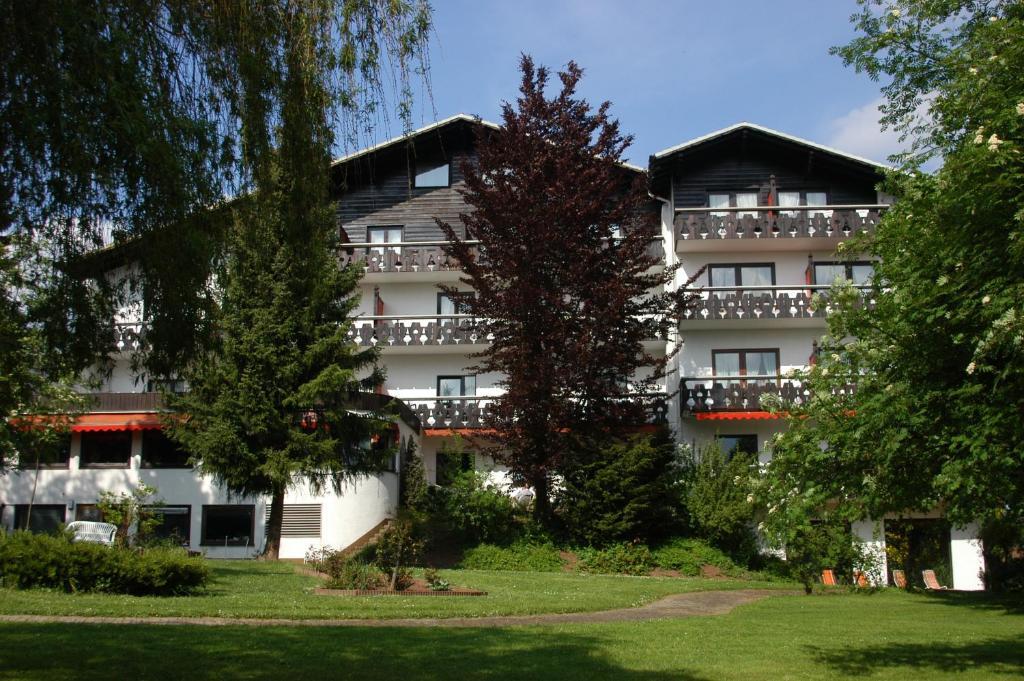 Oberleichtersbach Hotel Rhoenhof מראה חיצוני תמונה